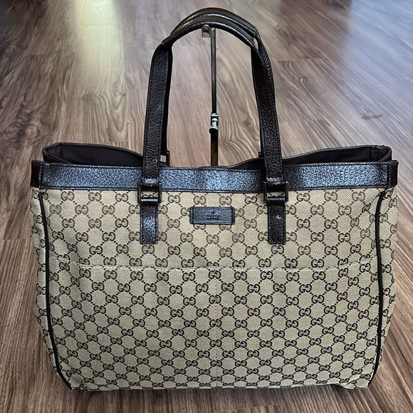 A156 - 💯 % authentic Gucci tote bag - Picture 3 of 16